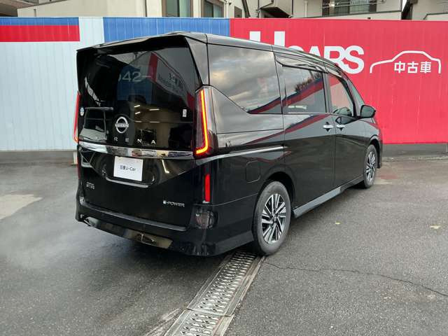 セレナ1.4 e-POWER ハイウェイスターV