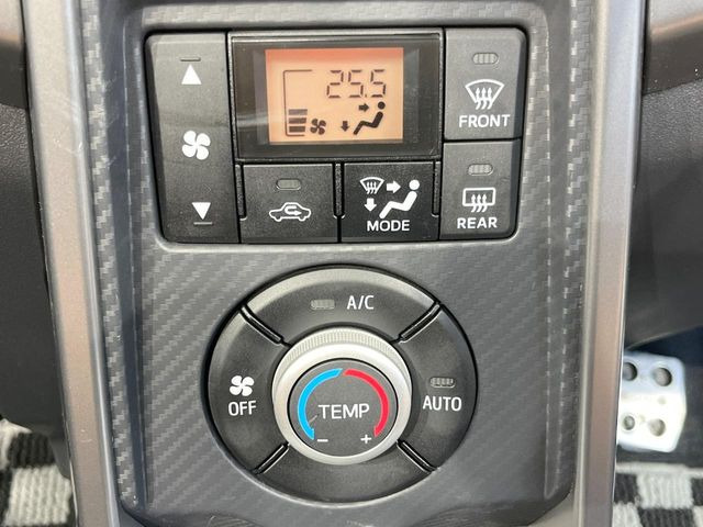 �y�I�[�g�G�A�R���z��x���D�݂̉��x�ɐݒ肷��΁A�ԓ��̉��x�����m�����ʂ≷�x�������Œ����B����&hellip;����&hellip;�Ɖ��x���X�C�b�`���������K�v�͂���܂���B���K�Ȏԓ���Ԃɂ͕K�{�̋@�\�ł��ˁ�