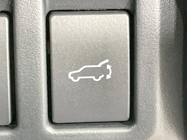 �y�p���[�o�b�N�h�A�z�X�}�[�g�L�[��^�]�Ȃ̃{�^�������������Ń��A�Q�[�g�������ŊJ���܂�!�ו��������Ă��鎞��A�����ʒu�ɂ���o�b�N�h�A��߂�ۂɕ֗��ȋ@�\�ł���