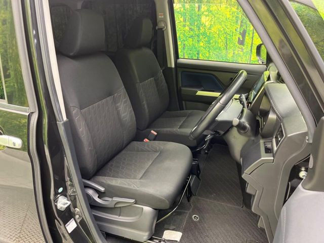 �^�]�Ȃ܂��ɂ͏\���ȃX�y�[�X������A�啿�ȕ��ł��������^�]���Ă�����������ł��B