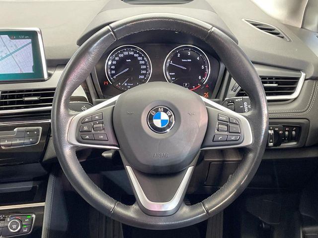 ���n���h�����̃X�������Ȃ��A���ꂢ�ȏ�Ԃ��ێ����Ă���܂��B�e�X�C�b�`���̓�����m�F�ς݂ł��B