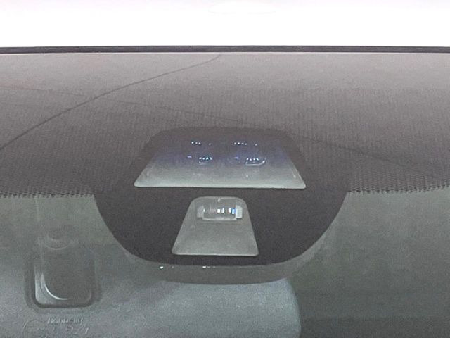 �y�V�e�B�u���[�L�A�N�e�B�u�V�X�e���z�ᑬ���s���ɑO���̎ԗ�����F�����A�Փ˂������Ȏ��͌x��ƃu���[�L�ŏՓˉ���Ɣ�Q�y�����A�V�X�g�B�����S�Ƀh���C�u�����y���݂��������܂��B