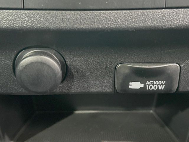 �y�A�N�Z�T���[�R���Z���g�z�L�����v��X�|�[�c�A�A�E�g�h�A�ł̃A�N�e�B�r�e�B�͂������A�ЊQ�E��d�̍ۂɏ����ɂ��Ȃ�AC100V�R���Z���g�𑕔���P�[�^�C��^�u���b�g�A�Q�[���@��̏[�d�ɂ�