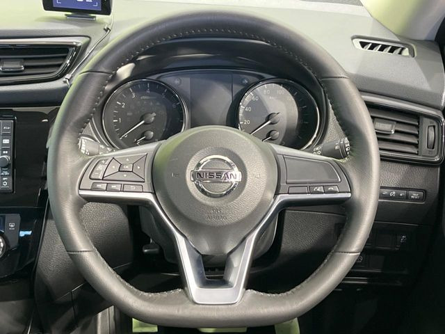 �y�X�e�A�����O�X�C�b�`�z�^�]���A�O������ڐ������炷���ƂȂ��A�I�[�f�B�I���̑��삪�\�ȕ֗��@�\!���S&���K�ȃh���C�u�����o���Ă���܂���