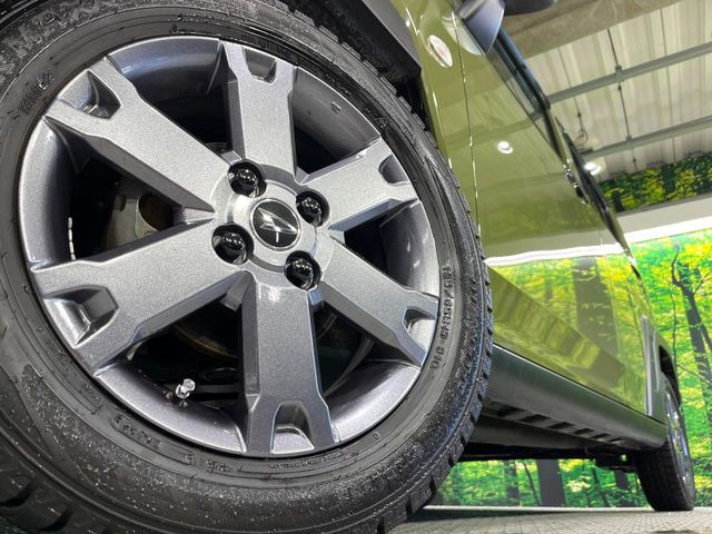 �y����15�C���`�A���~�z�C�[���z�O�ςɃ}�b�`���������A���~�z�C�[���𑕒����Ă���܂��B�e��ЊO�A���~�z�C�[����A�X�^�b�h���X�^�C�����戵�����Ă���܂��B���񂲑��k����������