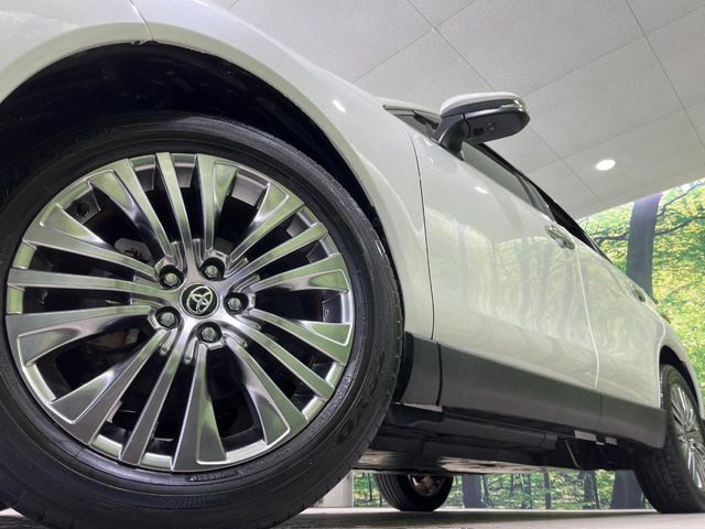 �y�O���[�h��p����19�C���`�A���~�z�C�[���z�f�U�C�����̍��������A���~�z�C�[���𑕒����Ă���܂��B�e��ЊO�A���~�z�C�[����A�X�^�b�h���X�^�C�����戵�����Ă���܂��B���񂲑��k������