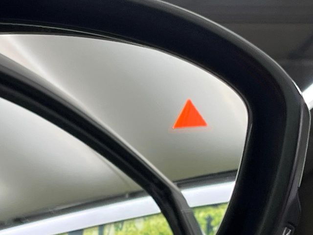 �y������p���m�z���s���A�h�A�~���[�̎��p�ɂȂ�₷���ӏ��Ɍ㑱�Ԃ��ڋ߂���ƃT�C�h�~���[�t�߂Ɍx����\���A�h���C�o�[�ɒ��ӊ��N�����Ă���܂��B