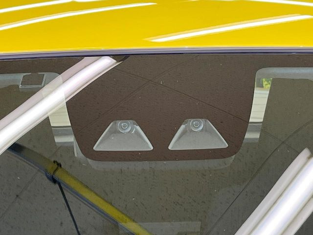 �y�X�}�[�g�A�V�X�g�z���s���ɑO���̎ԗ�����F�����A�Փ˂������Ȏ��͌x��ƃu���[�L�ŏՓˉ���Ɣ�Q�y�����A�V�X�g�B�����S�Ƀh���C�u�����y���݂��������܂��B