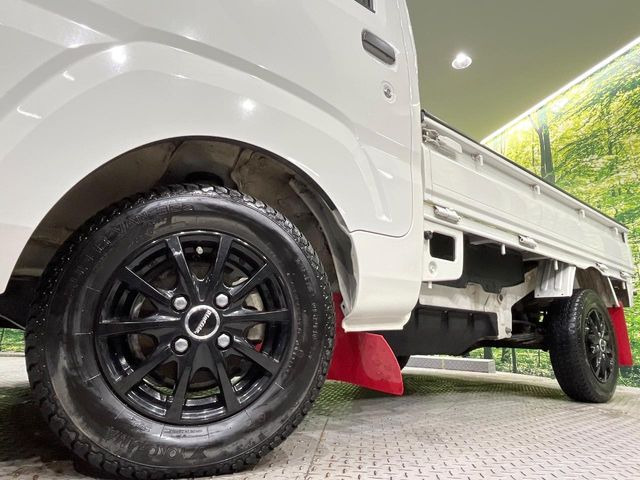 �y12�C���`�A���~�z�C�[���z�O�ςɃ}�b�`�����A���~�z�C�[���𑕒����Ă���܂��B�e��A���~�z�C�[����A�X�^�b�h���X�^�C�����戵�����Ă���܂��B���񂲑��k����������