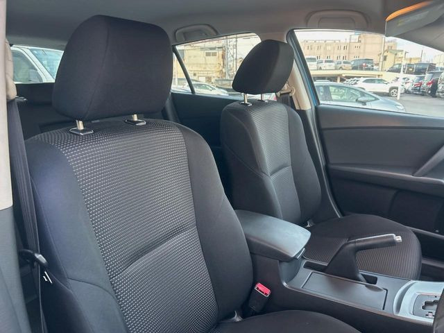 �^�]�Ȃ܂��ɂ͏\���ȃX�y�[�X������A�啿�ȕ��ł��������^�]���Ă�����������ł��B