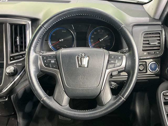 �y�����v�����X�e�A�����O�z�㎿�Ȋv���g�p���邱�ƂŁA��ɂ����������݂ƂĂ��^�]���₷���n���h���ł���