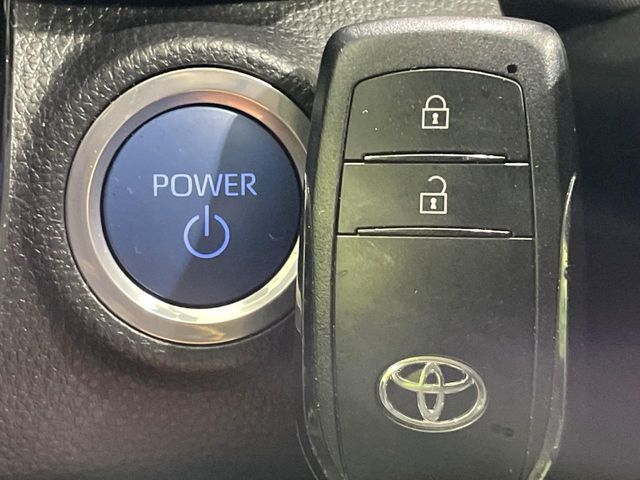 �y�X�}�[�g�L�[�z�J�o����|�P�b�g�ɓ��ꂽ�܂܂ł��h�A�̎{���E�������\�ȃX�}�[�g�L�[�𑕔��B�G���W���̃I���E�I�t�����J�M�����o���K�v����������Ƃ��Ă��֗��ł���