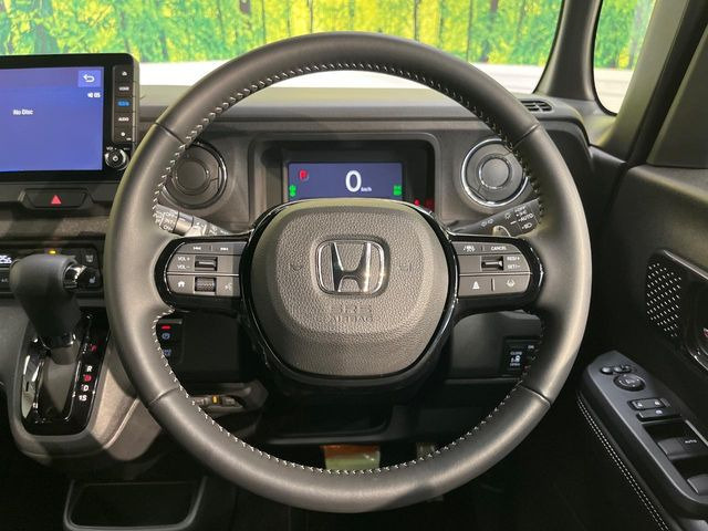 �y�����v�����X�e�A�����O�z�㎿�Ȋv���g�p���邱�ƂŁA��ɂ����������݂ƂĂ��^�]���₷���n���h���ł���