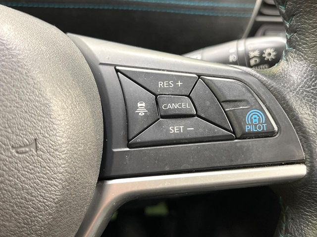 �y�v���p�C���b�g�z�������H�ł̒��������s���y��!!�a�؎��Ə��񑖍s�̃V�[���ŁA�A�N�Z���E�u���[�L�E�X�e�A�����O�������Ő��䂵�A�������^�]�̕��S���y�����Ă���܂���