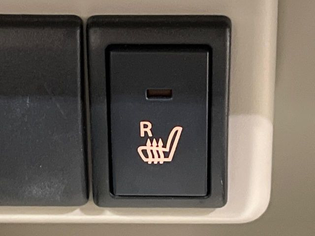 �y�V�[�g�q�[�^�[�z�������ɏd�󂷂�V�[�g�q�[�^�[!�G�A�R����葁�����܂��Ă����̂Ŋ�����̐l�����S�ł��ˁ�G�A�R���̉����͊������邩����A�Ƃ������ɂ����������߂ł��B