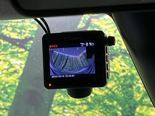 �y�h���C�u���R�[�_�[�z���S�E���S�ȃJ�[���C�t�ɕK�{�̃h���C�u���R�[�_�[�𑕔�!���s���͂������A������^�]�⎖�̂ɑ��������ۂ̏󋵂��f���ŋL�^���A����̃��X�N�ɔ����܂��B