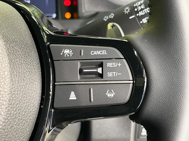 �y�A�_�v�e�B�u�N���[�Y�R���g���[���z�������H�ł̒��������s���y��!!�����ő��x��ۂN���[�Y�R���g���[�����A�Փˌy���V�X�e���ƘA�g���A�O���̎ԗ������m���ĎԊԂ�ۂ悤�ɑ��x���߂��Ă���܂�!!