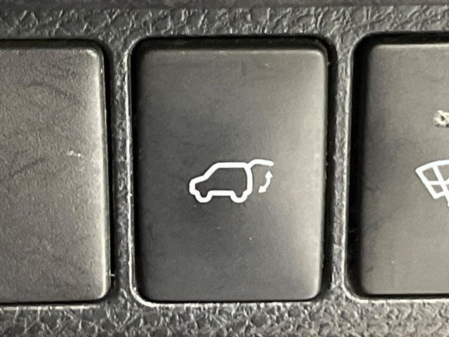 �y�p���[�o�b�N�h�A�z�X�}�[�g�L�[��^�]�Ȃ̃{�^�������������Ń��A�Q�[�g�������ŊJ���܂�!�ו��������Ă��鎞��A�����ʒu�ɂ���o�b�N�h�A��߂�ۂɕ֗��ȋ@�\�ł���