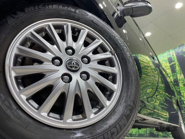 �y����15�C���`�A���~�z�C�[���z�O�ςɃ}�b�`���������A���~�z�C�[���𑕒����Ă���܂��B�e��ЊO�A���~�z�C�[����A�X�^�b�h���X�^�C�����戵�����Ă���܂��B���񂲑��k����������