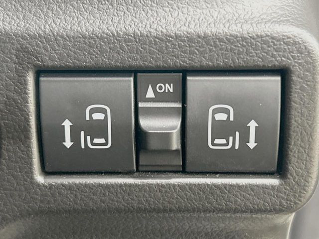 �y�����p���[�X���C�h�h�A�z�X�}�[�g�L�[��^�]�Ȃ̃X�C�b�`�Ō�ȗ����X���C�h�h�A�̊J���\���d��������͂����ăh�A���J����K�v�������A�����Ȃ��q�l�ł��ȒP�ɊJ���߂ł����K�ł���