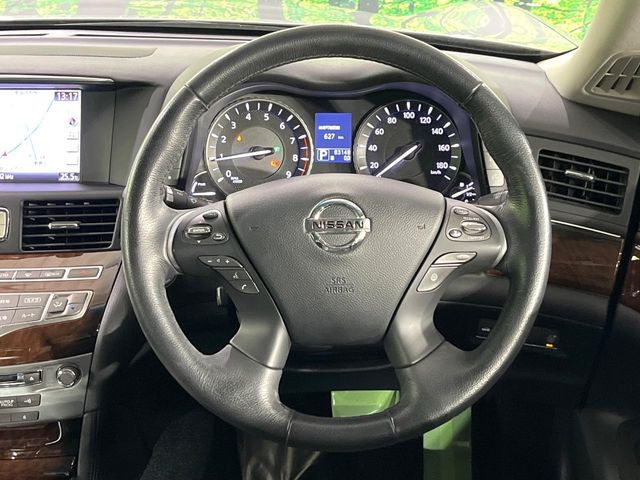 �y�X�e�A�����O�X�C�b�`�z�^�]���A�O������ڐ������炷���ƂȂ��A�I�[�f�B�I���̑��삪�\�ȕ֗��@�\!���S&���K�ȃh���C�u�����o���Ă���܂���