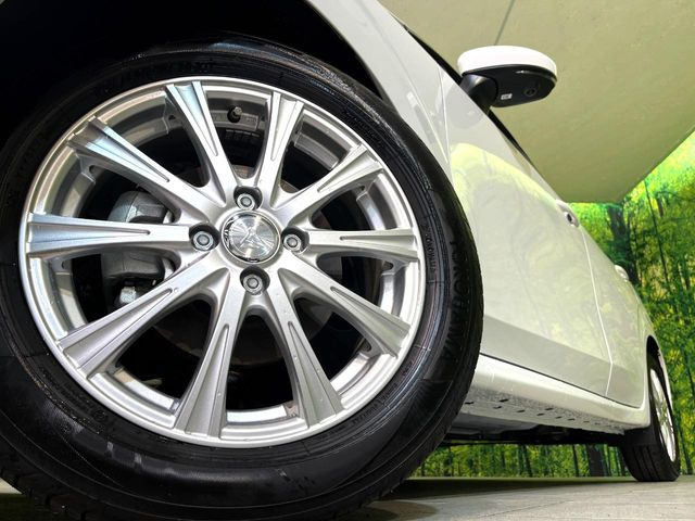 �y16�C���`�A���~�z�C�[���z�O�ςɃ}�b�`�����A���~�z�C�[���𑕒����Ă���܂��B�e��A���~�z�C�[����A�X�^�b�h���X�^�C�����戵�����Ă���܂��B���񂲑��k����������