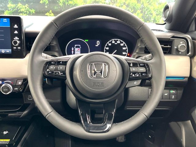 �y�����v�����X�e�A�����O�z�㎿�Ȋv���g�p���邱�ƂŁA��ɂ����������݂ƂĂ��^�]���₷���n���h���ł���