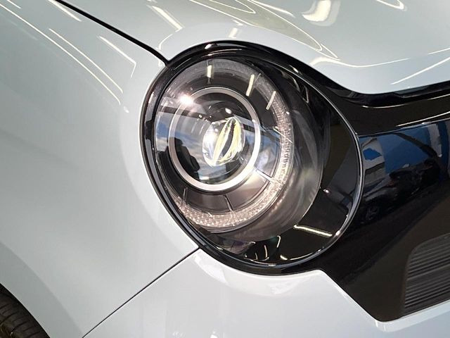 �yLED�w�b�h���C�g�z���V����ԑ��s�����ǍD�Ȏ��E���m�ۂ����S���ĉ^�]�ł��鍂�P�xLED�w�b�h���C�g�𑕔�!�_�����x�������A����d�͂��}�����Ă��܂��B