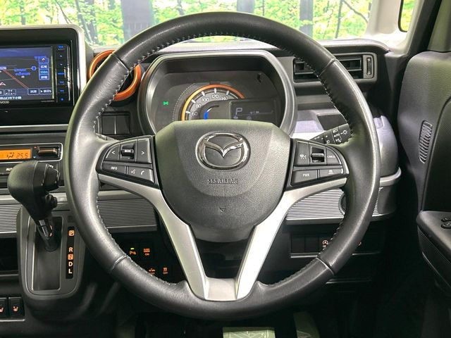 �y�����v�����X�e�A�����O�z�㎿�Ȋv���g�p���邱�ƂŁA��ɂ����������݂ƂĂ��^�]���₷���n���h���ł���