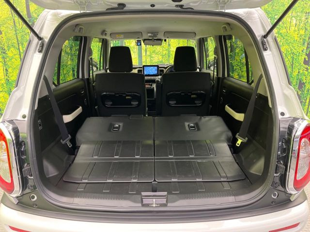 ���i�̂���������ʋ΁A���}���ɏ\���ȉ׎��X�y�[�X���m�ۂ��Ă���܂��B�Z�J���h�V�[�g��|���ƁA�傫�ȉו��̐ύڂ��\�ł���