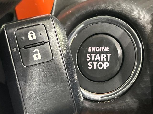 �y�L�[���X�X�^�[�g�V�X�e���z�J�o����|�P�b�g�ɓ��ꂽ�܂܂ł��h�A�̎{���E�������\�ȃX�}�[�g�L�[�𑕔��B�G���W���̃I���E�I�t�����J�M�����o���K�v����������Ƃ��Ă��֗��ł���