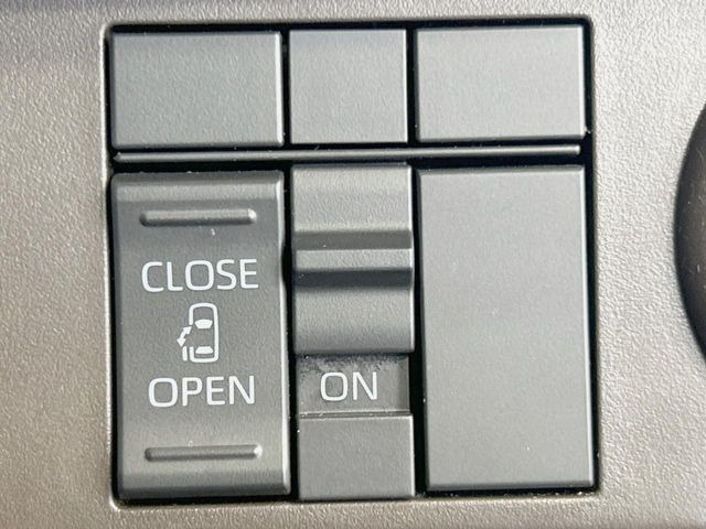 �y�p���[�X���C�h�h�A�z�X�}�[�g�L�[��^�]�Ȃ̃X�C�b�`�ŃX���C�h�h�A�̊J���\���d��������͂����ăh�A���J����K�v�������A���������q�l�ł��A�d���ו��������Ă��鎞�����N�ɊJ���߂ł��܂���