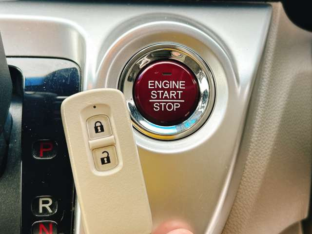 �y�X�}�[�g�L�[&�v�b�V���X�^�[�g�V�X�e���z�J�o����|�P�b�g�ɓ��ꂽ�܂܃h�A�̊J���ł��A�����^�b�`�Ŋy�X�G���W�����������܂���