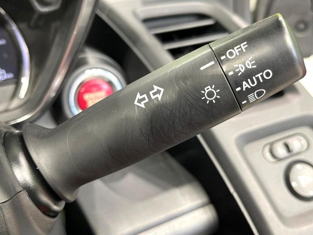 �y�I�[�g���C�g�z����̖��邳�ɉ����Ď����Ńw�b�h���C�g�̓_���E�������ł���@�\�ł�!���C�g�̕t���Y��E�����Y��Ȃǂ������Ȃ�A�J�̓���[���̑��s�����S!�g���l���ʉߎ����֗��ł��ˁ�