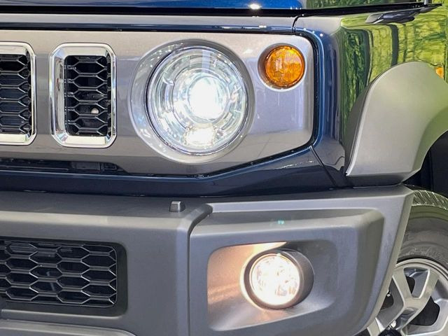 �yLED�w�b�h���C�g�z���V����ԑ��s�����ǍD�Ȏ��E���m�ۂ����S���ĉ^�]�ł��鍂�P�xLED�w�b�h���C�g�𑕔�!�_�����x�������A����d�͂��}�����Ă��܂��B