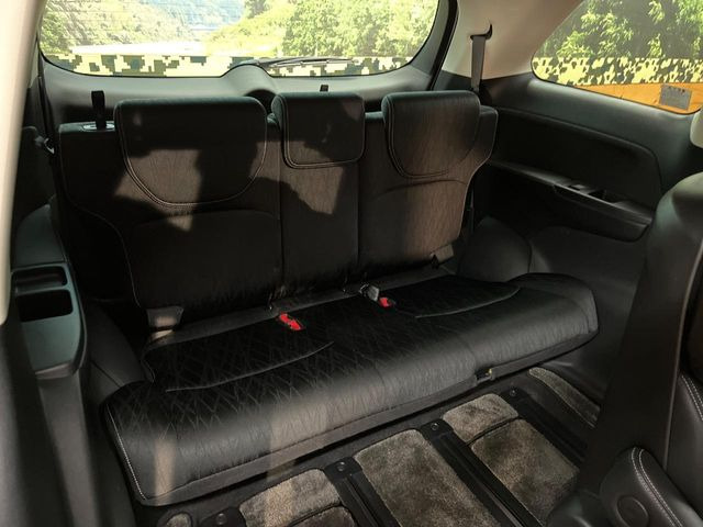 3��ڃV�[�g�͂�������ԗǍD����l�ł��������ƍ����Ē����܂��̂ŁA��l���ł̂��o���������N���N�ł��􂲉Ƒ��ŁA�C�̒m�ꂽ���ԂŁA�h���C�u�ɍs���̂��y���݂ł��ˁ�