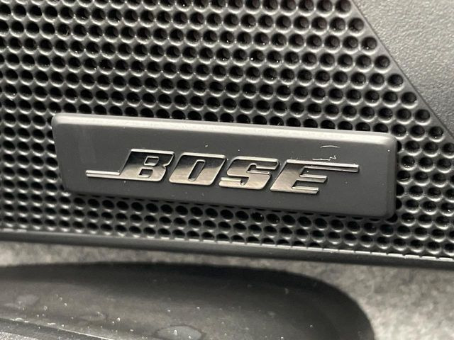 BOSE�T�E���h�V�X�e�����ڂł���