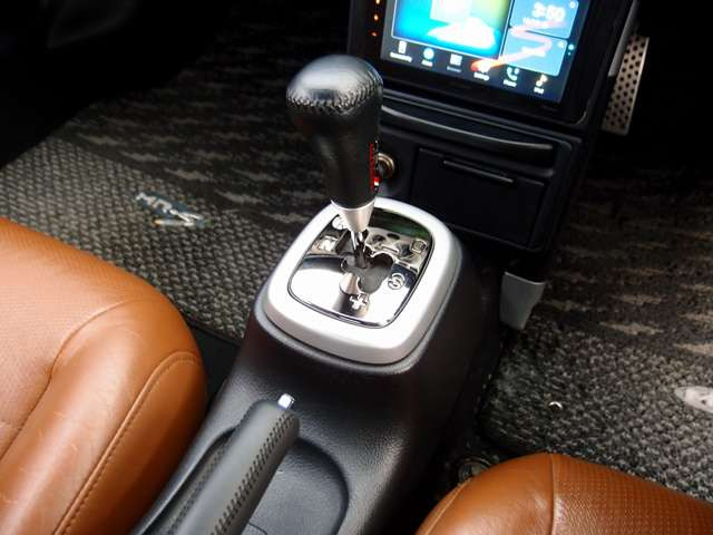 �����L�^��9��H16.2/H16.5/H17.1/H17.12/R3.2/R3.5���s117,257km�N���b�`�ꎮ�����A�N���b�`�����[�Y�A�`�F�[���e���V���i�[ASSY�A���A���E�A�N�X���V���t�g����