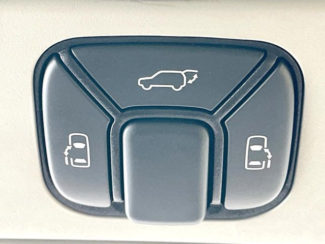 �y�����p���[�X���C�h�h�A�z�X�}�[�g�L�[��^�]�Ȃ̃X�C�b�`�Ō�ȗ����X���C�h�h�A�̊J���\���d��������͂����ăh�A���J����K�v�������A�����Ȃ��q�l�ł��ȒP�ɊJ���߂ł����K�ł���