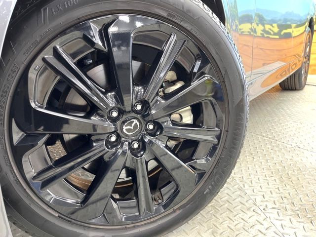 �y����20�C���`�A���~�z�C�[���z�O�ςɃ}�b�`���������A���~�z�C�[���𑕒����Ă���܂��B�e��ЊO�A���~�z�C�[����A�X�^�b�h���X�^�C�����戵�����Ă���܂��B���񂲑��k����������