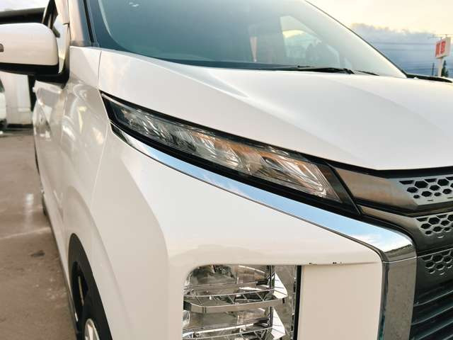 LED���C�g�ւ��ύX�\�ł�!����]�̍ۂɂ͓��X�X�^�b�t�܂ł��C�y�ɂ����k������!