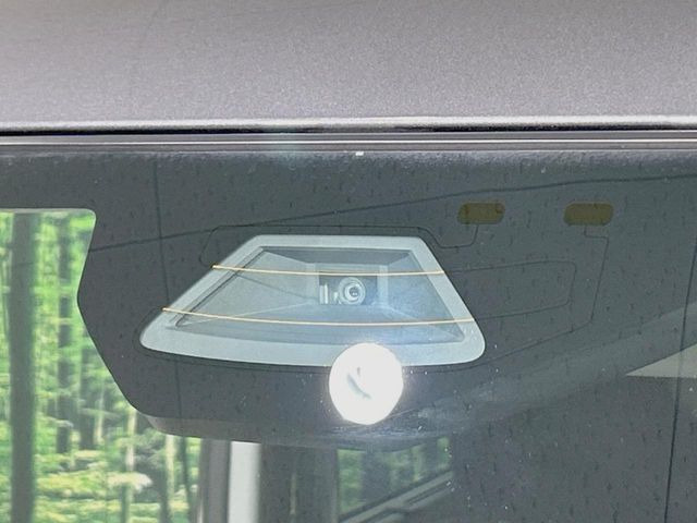 �y�X�Y�L �Z�[�t�e�B�T�|�[�g�z���s���ɑO���̎ԗ�����F�����A�Փ˂������Ȏ��͌x��ƃu���[�L�ŏՓˉ���Ɣ�Q�y�����A�V�X�g�B�����S�Ƀh���C�u�����y���݂��������܂��B