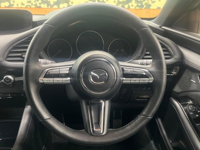 �y�����v�����X�e�A�����O�z�㎿�Ȋv���g�p���邱�ƂŁA��ɂ����������݂ƂĂ��^�]���₷���n���h���ł���