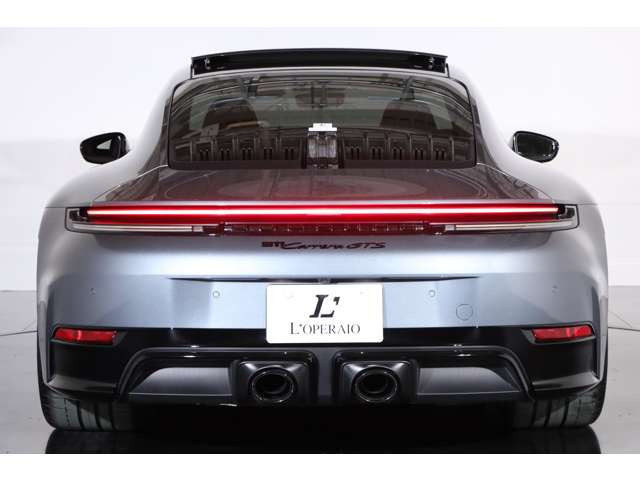 �e�B���e�b�hHD�}�g���b�N�XLED�w�b�h���C�g�����B��i�I�ȃf�U�C���ƍ����Ǝː��\�𗼗����A��ԑ��s���̈��S�������߂܂��B