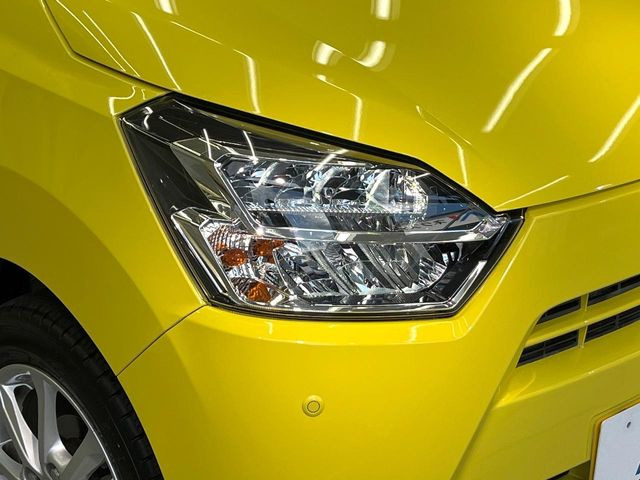 �yLED�w�b�h���C�g�z���V����ԑ��s�����ǍD�Ȏ��E���m�ۂ����S���ĉ^�]�ł��鍂�P�xLED�w�b�h���C�g�𑕔�!�_�����x�������A����d�͂��}�����Ă��܂��B