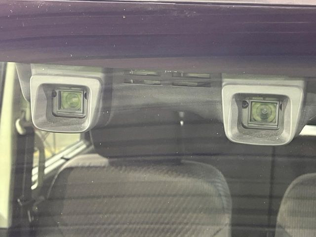 �y�X�Y�L �Z�[�t�e�B�T�|�[�g�z���s���ɑO���̎ԗ�����F�����A�Փ˂������Ȏ��͌x��ƃu���[�L�ŏՓˉ���Ɣ�Q�y�����A�V�X�g�B�����S�Ƀh���C�u�����y���݂��������܂��B