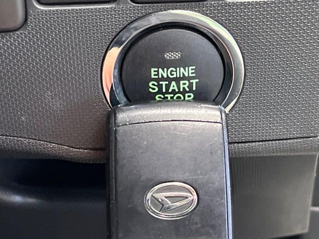 �y�L�[�t���[�V�X�e���z�J�o����|�P�b�g�ɓ��ꂽ�܂܂ł��h�A�̎{���E�������\�ȃX�}�[�g�L�[�𑕔��B�G���W���̃I���E�I�t�����J�M�����o���K�v����������Ƃ��Ă��֗��ł���