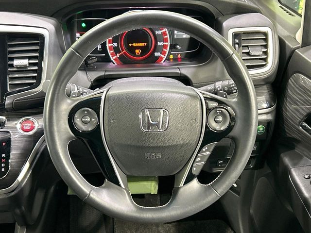 �y�����v�����X�e�A�����O�z�㎿�Ȋv���g�p���邱�ƂŁA��ɂ����������݂ƂĂ��^�]���₷���n���h���ł���