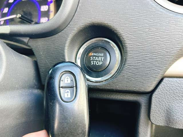 �y�X�}�[�g�L�[&�v�b�V���X�^�[�g�V�X�e���z�J�o����|�P�b�g�ɓ��ꂽ�܂܃h�A�̊J���ł��A�����^�b�`�Ŋy�X�G���W�����������܂���