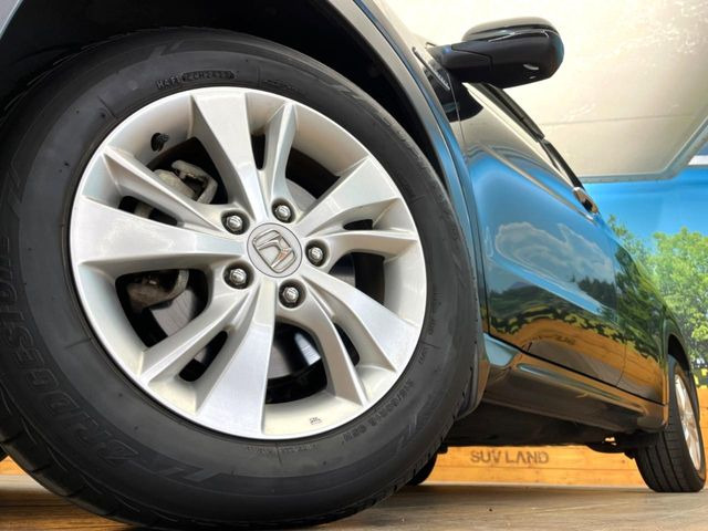 �y����16�C���`�A���~�z�C�[���z�O�ςɃ}�b�`���������A���~�z�C�[���𑕒����Ă���܂��B�e��ЊO�A���~�z�C�[����A�X�^�b�h���X�^�C�����戵�����Ă���܂��B���񂲑��k����������